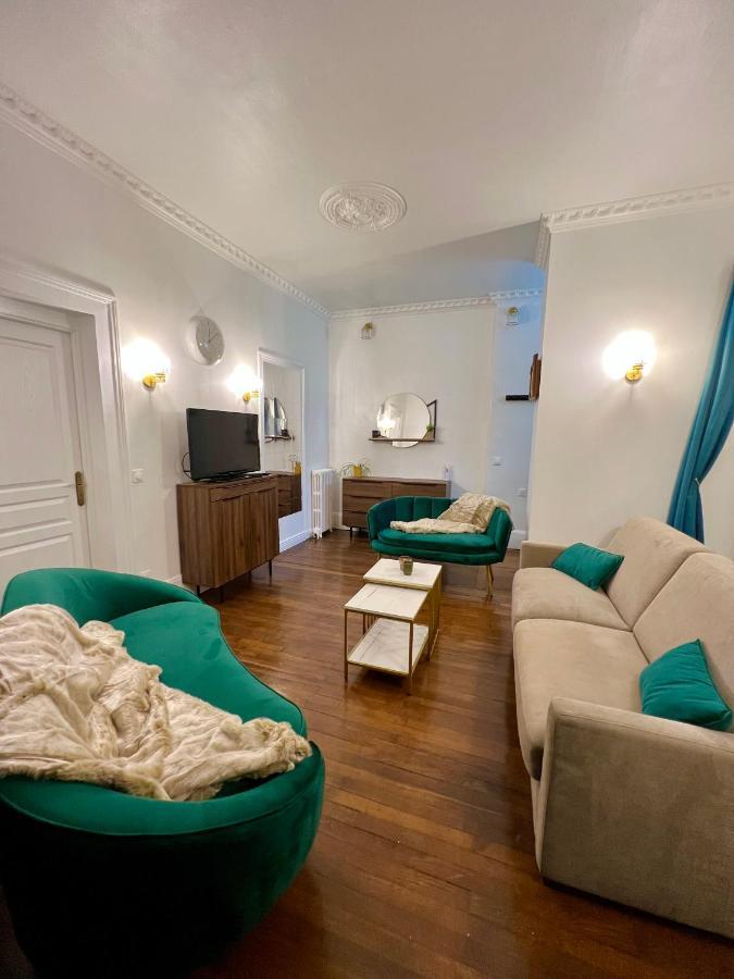Appartement De Luxe Avec Fresque, Hyper Centre Et Parking Sure Fontainebleau Kültér fotó