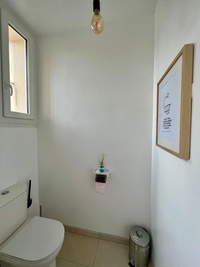 Appartement De Luxe Avec Fresque, Hyper Centre Et Parking Sure Fontainebleau Kültér fotó
