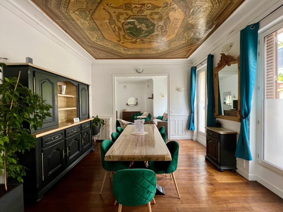 Appartement De Luxe Avec Fresque, Hyper Centre Et Parking Sure Fontainebleau Kültér fotó