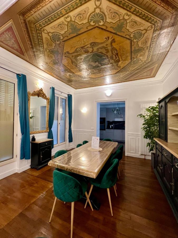 Appartement De Luxe Avec Fresque, Hyper Centre Et Parking Sure Fontainebleau Kültér fotó
